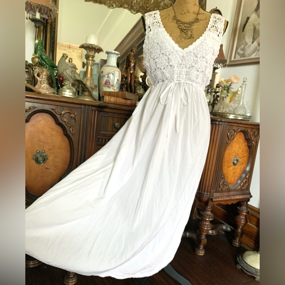 Vintage Boho Bridgerton Wedding/Bridal Victorian-inspired Cotton Nightgown